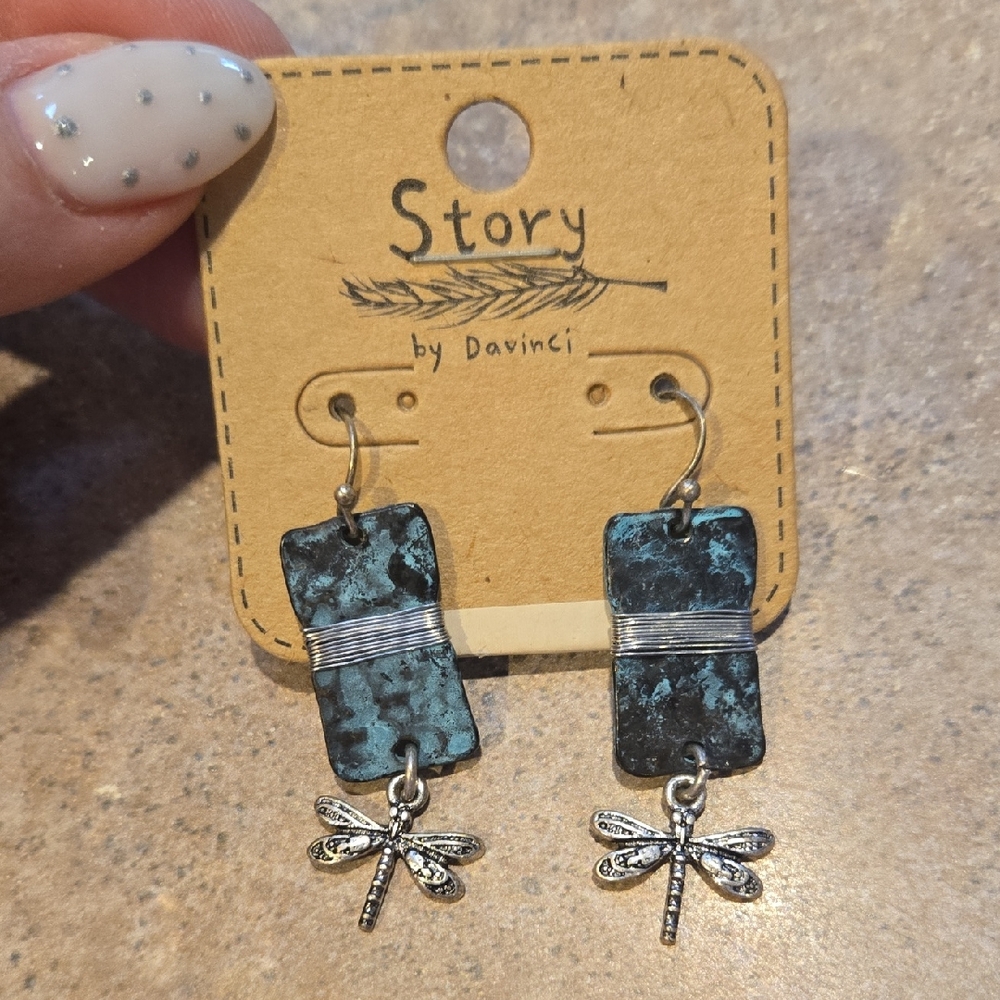 New Story by Davinci Dragonfly Earrings